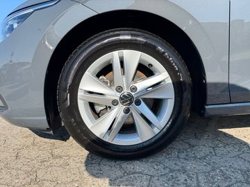 Volkswagen Golf Variant Life 1,5 l eTSI 131 PS 7-Gang-DSG