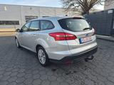 Ford Focus Turnier-1,5 DIESEL/Tüv 01/27/1.HAND/AUTOMA - Ford Focus: 2.5