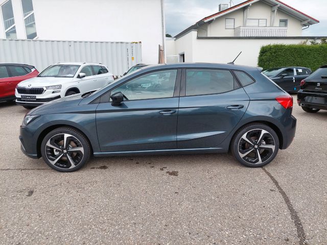 Seat Ibiza 1.0 TSI 85kW FR  Kamera 18" ACC