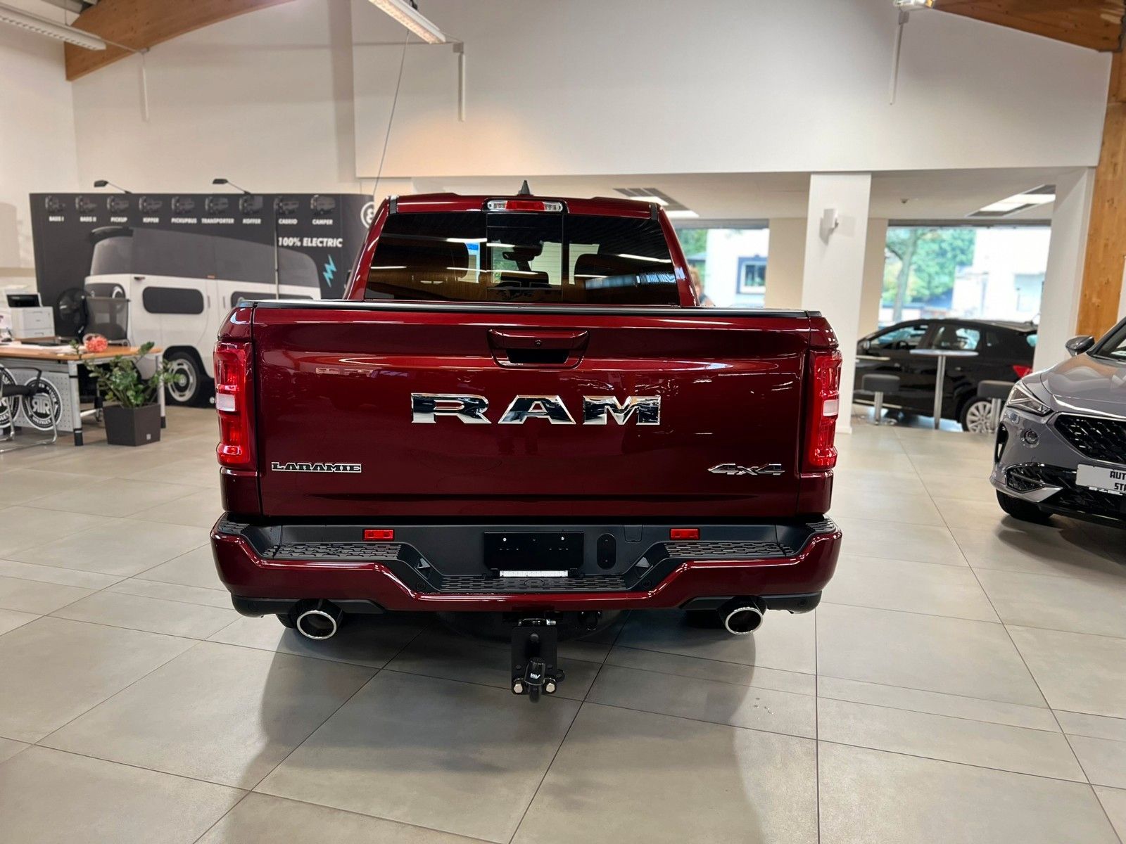 Fahrzeugabbildung Dodge RAM 1500 Laramie Sport Hurricane 4x4 MY25 LPG