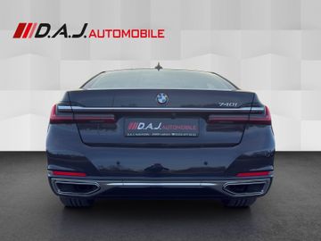 BMW 740 - 4