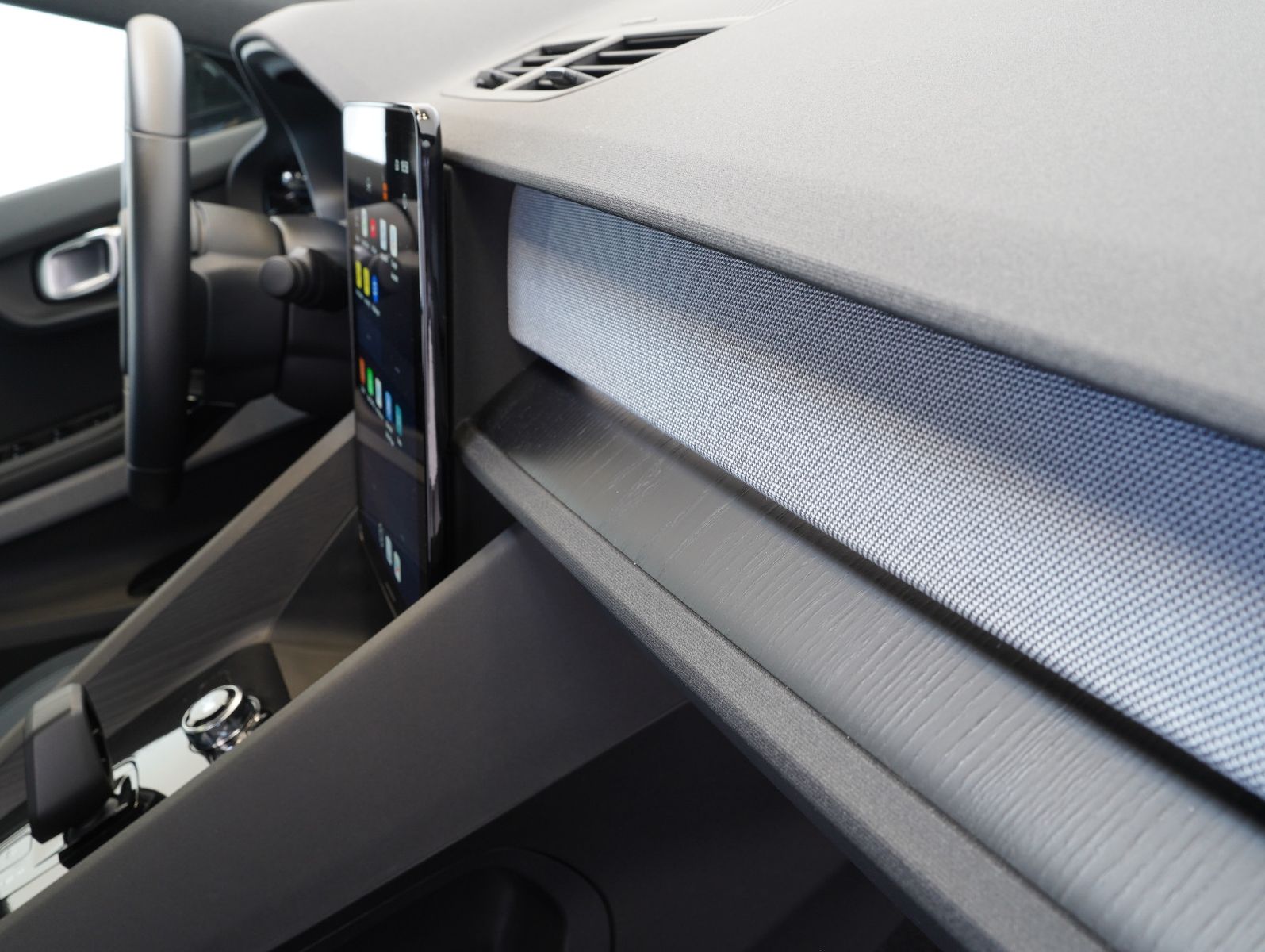 Fahrzeugabbildung Polestar 2 Standard Range Single PLUS-PAKET/PANO/AHK