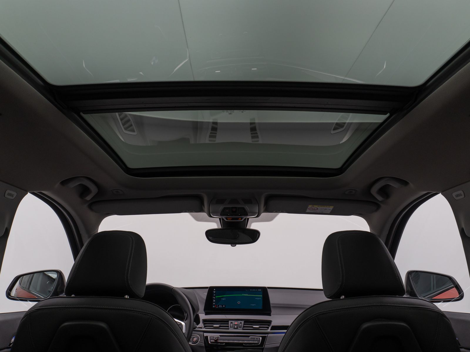 Fahrzeugabbildung BMW X1 xD20d Sport Line Panorama Kamera HUD DAB AHK