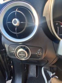 Alfa-Romeo Stelvio - 10