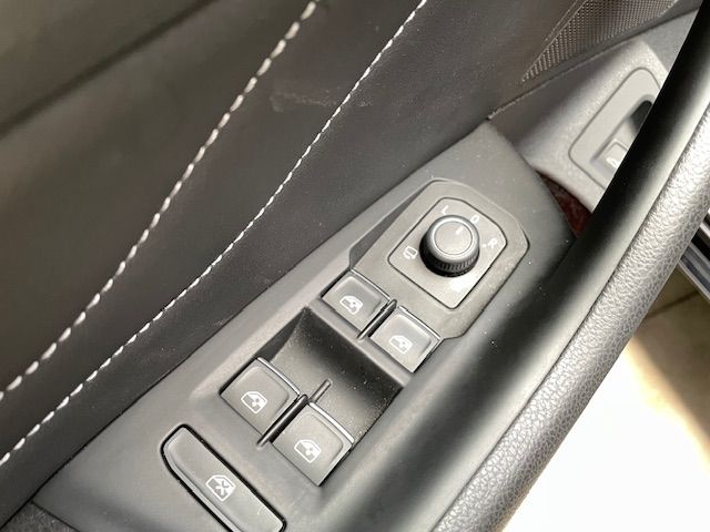 Arteon Shooting Brake R-Line 2.0 TDI 4M  Navi 36