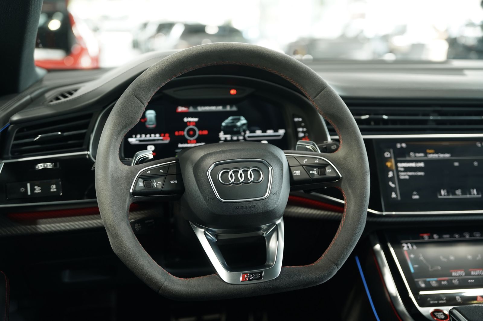 Audi Rsq8