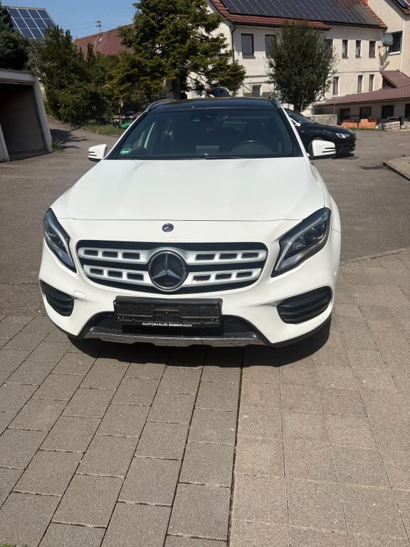 Image of Mercedes-Benz GLA 200