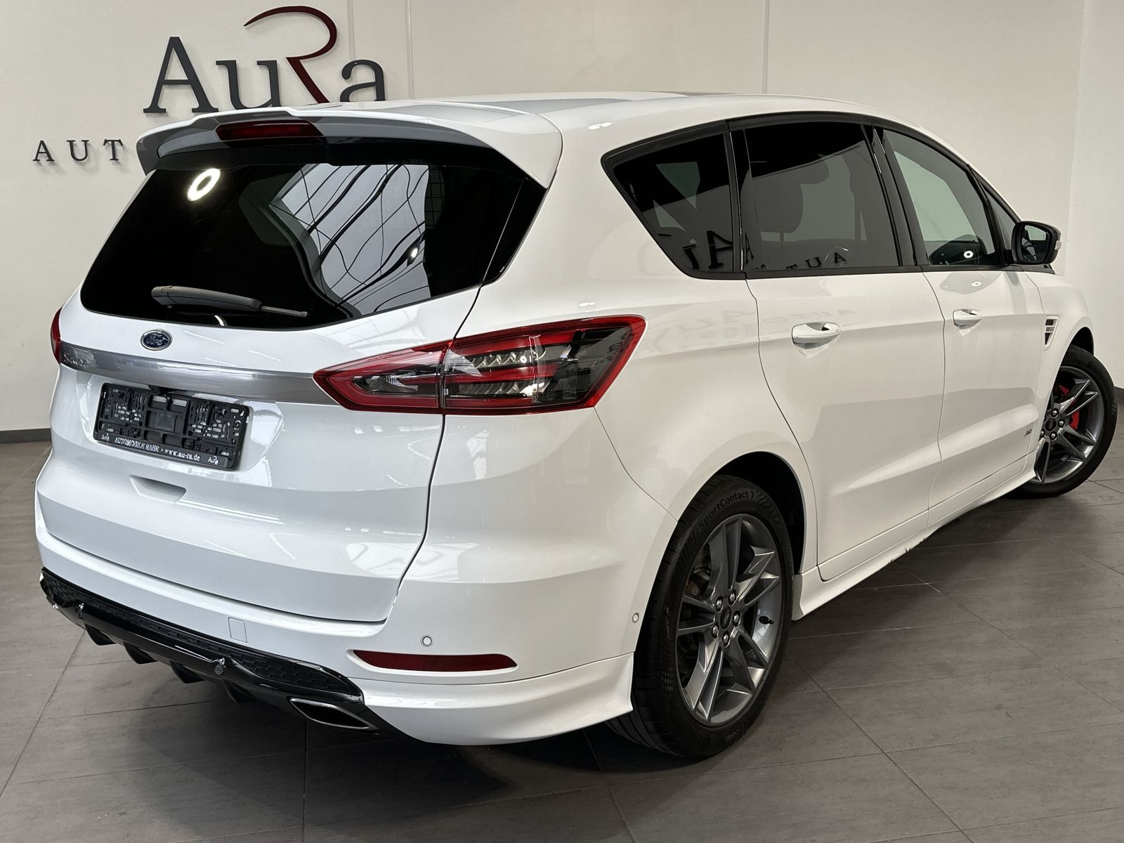 Fahrzeugabbildung Ford S-MAX 2.0 EB Aut. AWD ST-Line NAV+LED+ACC+PANO
