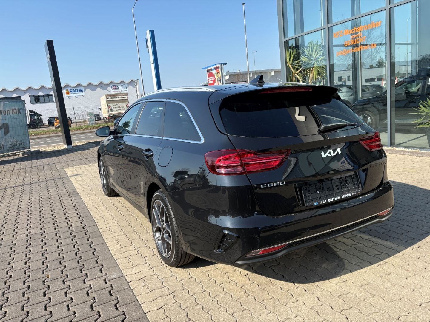 Fahrzeugabbildung Kia Ceed_sw Ultimate Edition TotWinkel PDC Keyless S