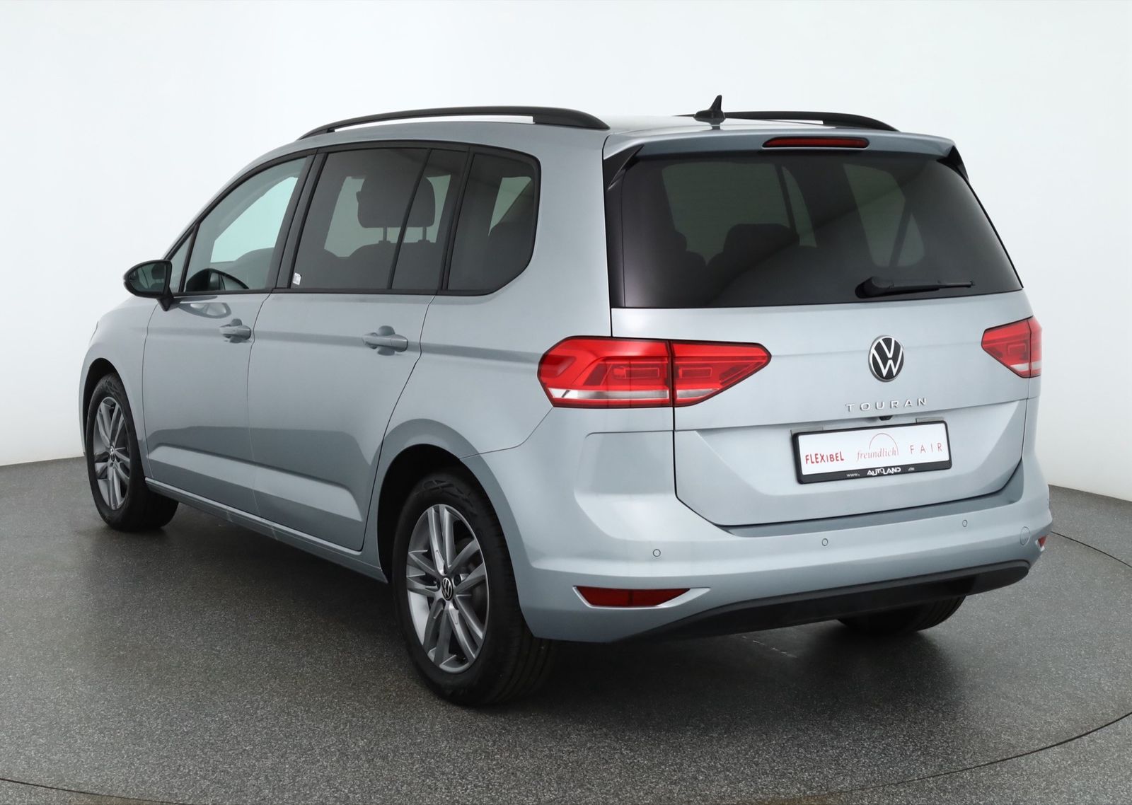 Volkswagen Touran 1.5 TSI DSG LED ACC 7-Sitzer imagem 3