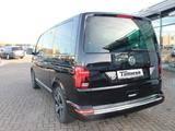 Volkswagen T6.1 2.0 TDI Multivan Generation Six, 2x Schiebe - schwarze Volkswagen T6