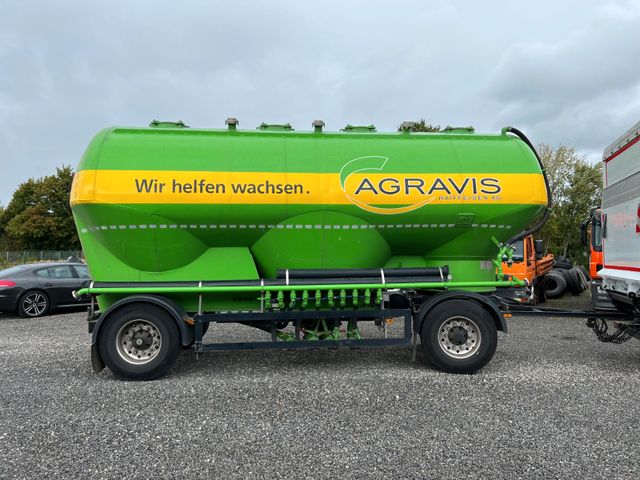 Feldbinder 2 Achs Futtermittel Silo leichter!! Unfall