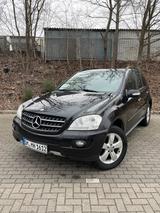 Mercedes-Benz ML 350 4Matic - Mercedes-Benz ML 350 Gebrauchtwagen in Mülheim (Ruhr)