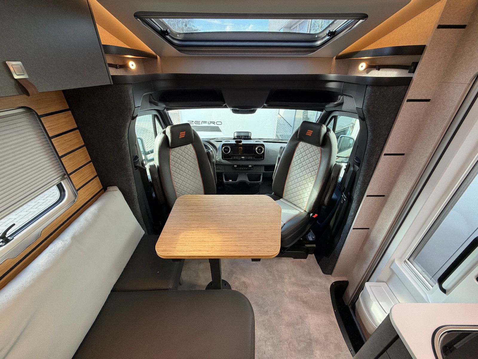 Fahrzeugabbildung HYMER / ERIBA / HYMERCAR ML-T 580 - Crosstrail - Modell 2027