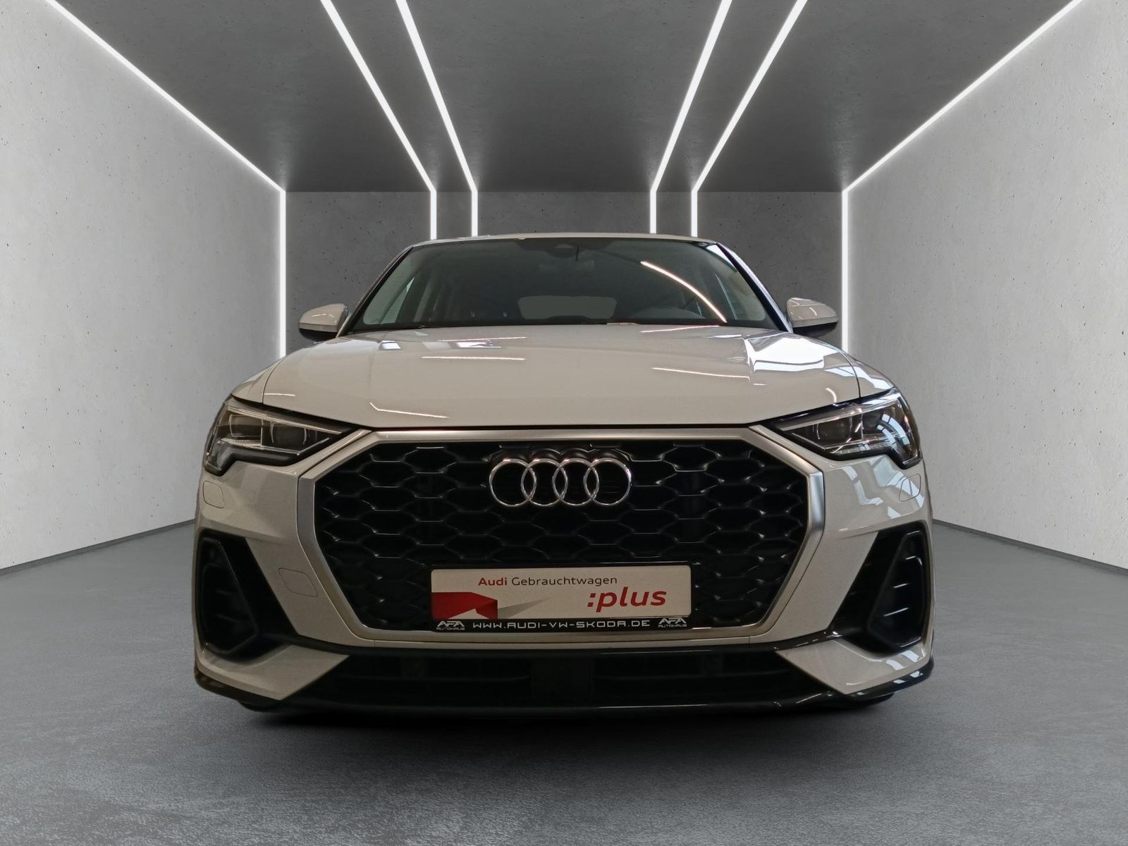 Audi Q3 Sportback 45 TFSI e Matrix Nav GRA SHZ LM17 foto 5