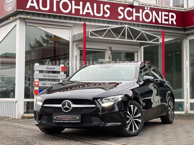 MERCEDES-BENZ A 250e **NAVI*1.HAND*LEDER**