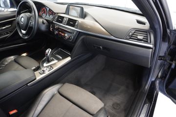BMW 330 - 11