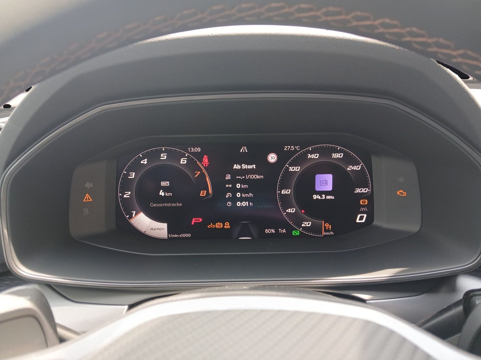 Fahrzeugabbildung CUPRA Leon Sportstourer VZ 2.0 TSI 4Drive AHK Matrix S