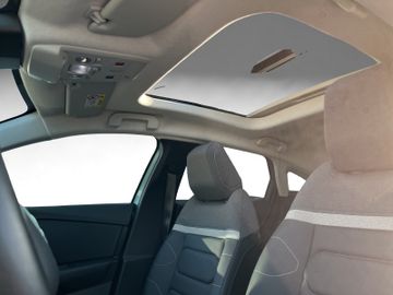Citroën C4 Shine PT 130 EAT8 Navi+SHZ+RFK+LHZ+HUD+LM+SD