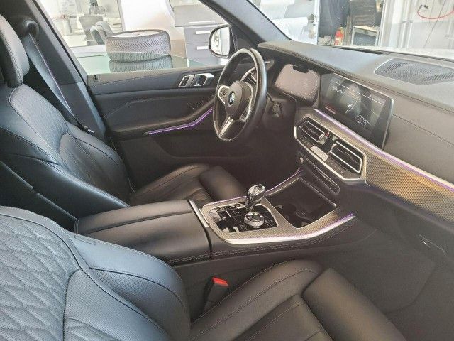 Fahrzeugabbildung BMW X5 xDrive 30d M Sport/AHK/Pano/22 Zoll/Voll/1.Hd