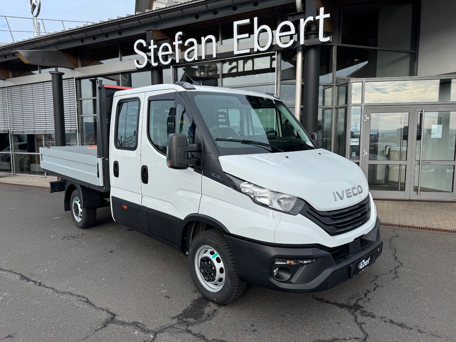 Fahrzeugabbildung Iveco Daily 35S14 *R.3450mm*AHK*PDC*