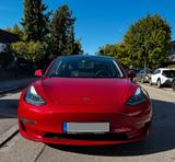 Tesla Model 3 Allradantrieb mit Dualmotor Performa... - Tesla Model 3 Gebrauchtwagen in München