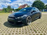 Volkswagen Scirocco 2.0 TSI R R - Volkswagen Scirocco aus 2010: R