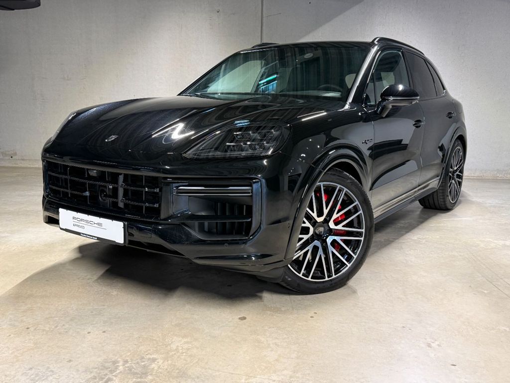 Porsche Cayenne — hlavná fotografia