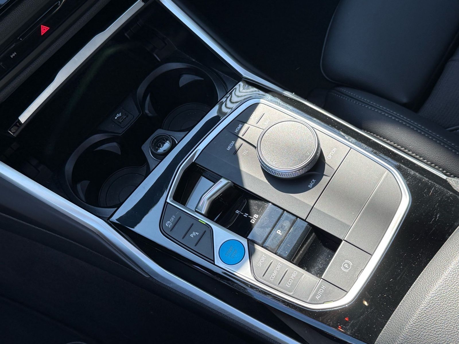 BMW i4 eDrive35 //Sitzheizung Rückfahrkamera 18"LM foto 13