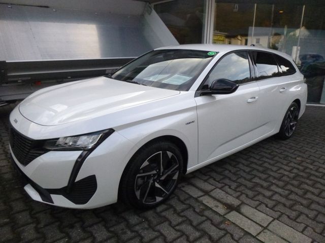 308 SW Allure Pack Plug-In-Hybrid Automatik