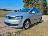 Volkswagen Golf Plus 1,2 Automatik/Klima.... - Volkswagen Golf Plus mit Benzin-Antrieb: Kombi