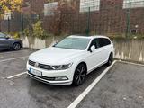 Volkswagen Passat Variant 2.0 TDI Highline AHK Dynaudio Pan