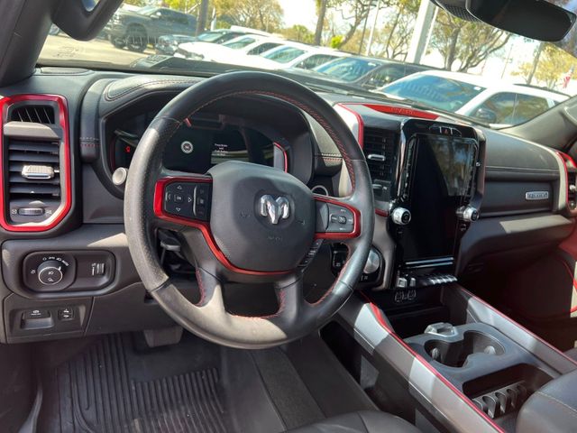 Dodge RAM Rebel 1500 4x4 Crew Cab unfallfrei