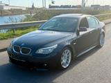 BMW Limousine 525d M Paket - blaue BMW 525