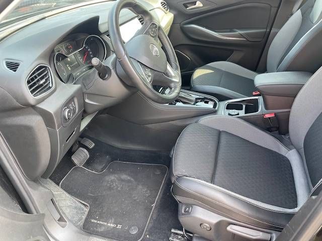 Fahrzeugabbildung Opel GRANDLAND X 1.2 Turbo Innovation AT