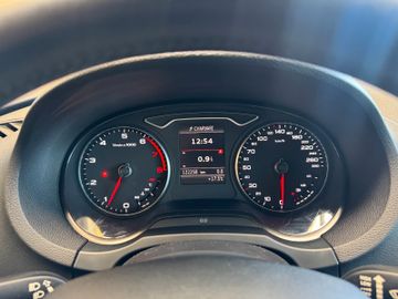 MYAUTOCENTER – Gebraucht- und Jahreswagen mit Werkstattservice in Pfaffenhofen Audi A3 *Sportback*TEMPO*AHK*2-ZONEN*TÜV-327*