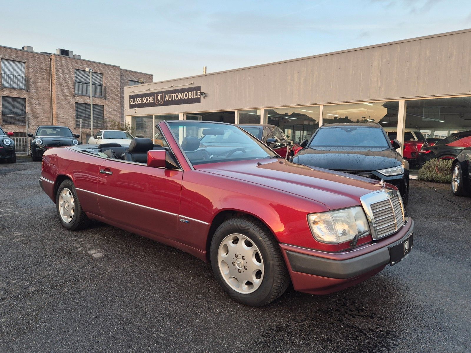 Fahrzeugabbildung Mercedes-Benz 300 CE-24 Sportline/Deutsch/Sehr viele Optionen
