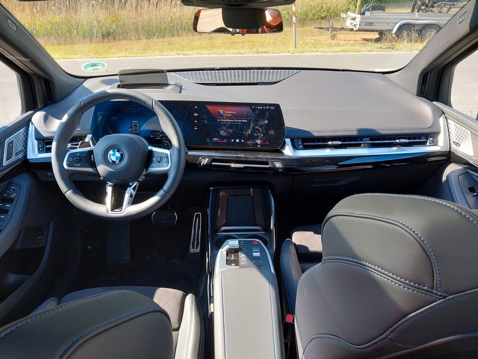 BMW 223 Active Tourer - Bild 6