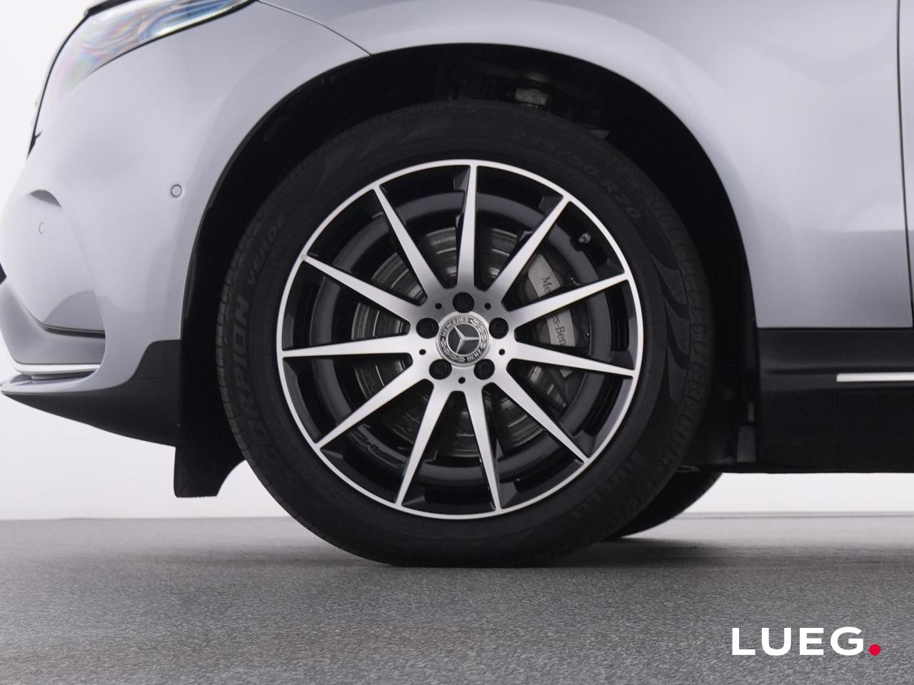 Mercedes-Benz EQC 400 4M AMG+MBeam+Dist+Kamera+EHeck+Sound+PTS