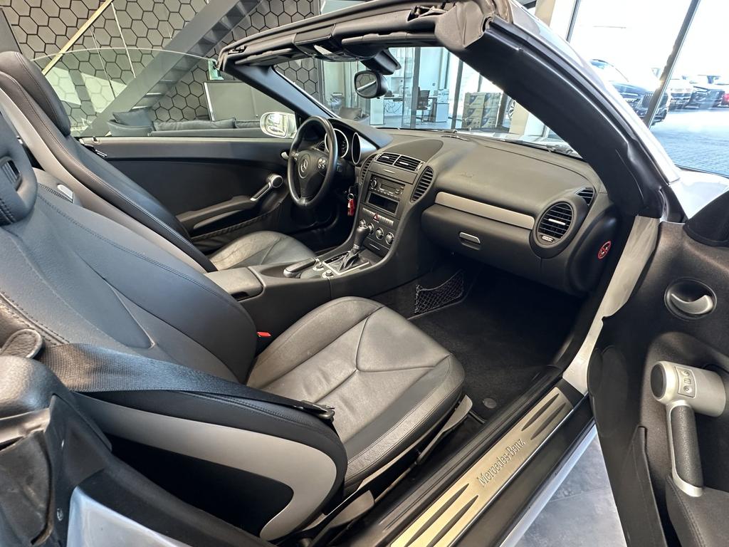 Mercedes-Benz SLK 200