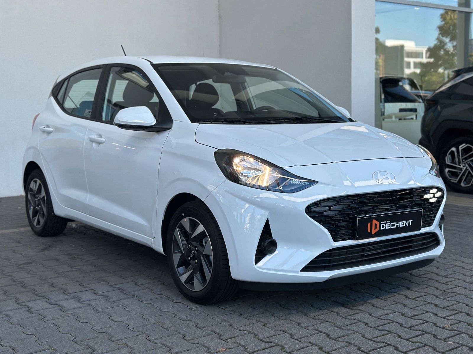 Fahrzeugabbildung Hyundai i10 Trend Komfortpaket Navi/SHZ/Kamer!