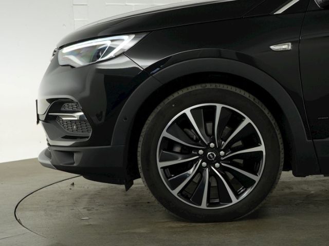 Grandland X PHEV ULTIMATE 4WD AT+LED+NAVI+360 GR