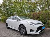 Toyota Avensis 1,8-l-V. Multidr. S Edition S+ T. Sp... - Toyota Avensis mit Panoramadach