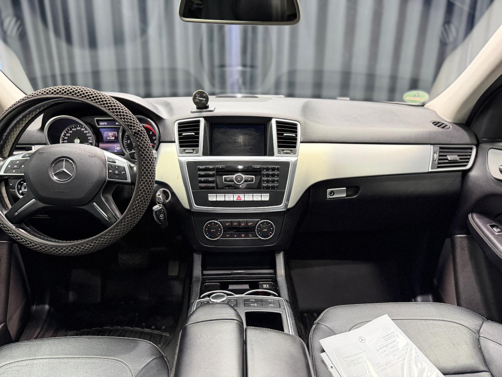Mercedes-Benz ML 350 4Matic |AHK|LUFT|PANO|U-FREI