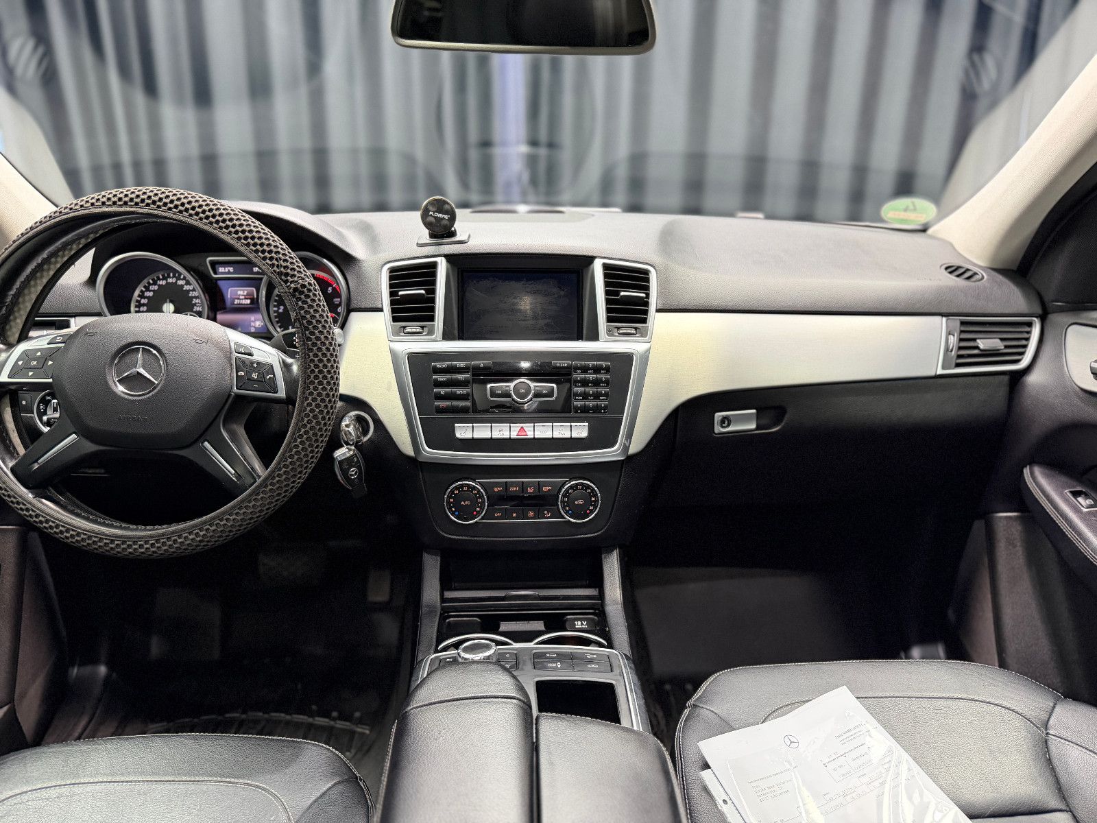 Fahrzeugabbildung Mercedes-Benz ML 350 4Matic |AHK|LUFT|PANO|U-FREI