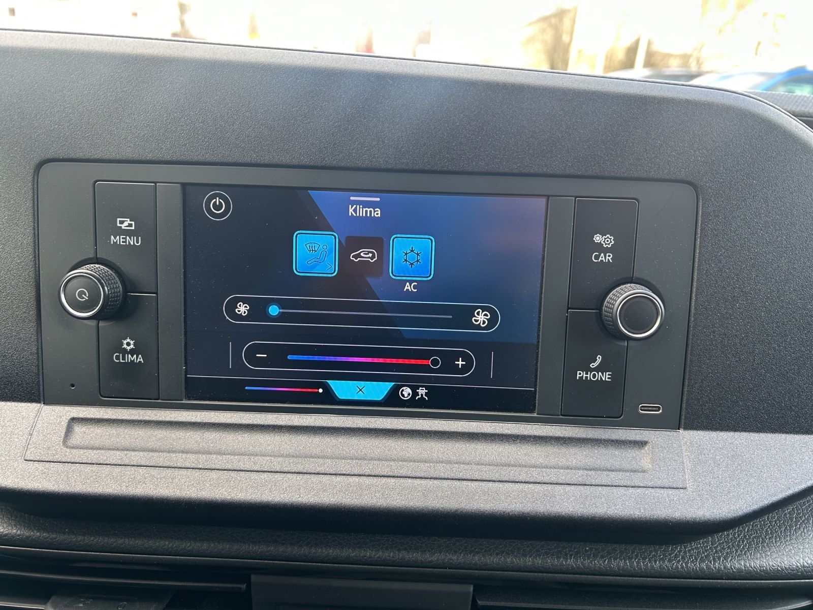 Fahrzeugabbildung Volkswagen Caddy Kasten TDI AHZV KLIMA