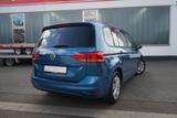 Volkswagen Touran 1.6 Comfortline Klimaaut. 7-Sitzer AHK - Volkswagen Touran mit Diesel-Antrieb
