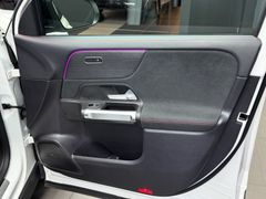 MERCEDES-BENZ GLB 35 AMG*CAM*AMBIENTE*AHK*ACC*NIGHT*SOUND*LED*