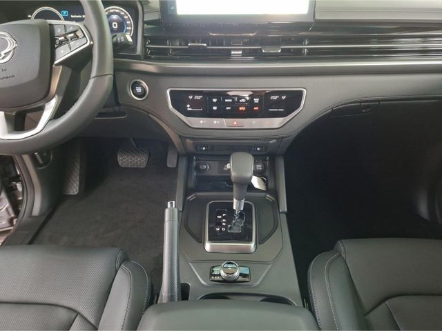 KGM Musso Grand Black 2.2 AT Navi°Leder° Sperrdiff°A