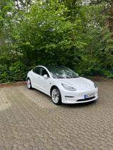 Tesla Model 3 Long Range AWD  - Tesla Model 3 in Bonn